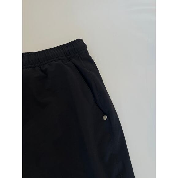 Vuori Active Shorts Mens XL Gym Training Athleisure Active Wear Black - Picture 10 of 15